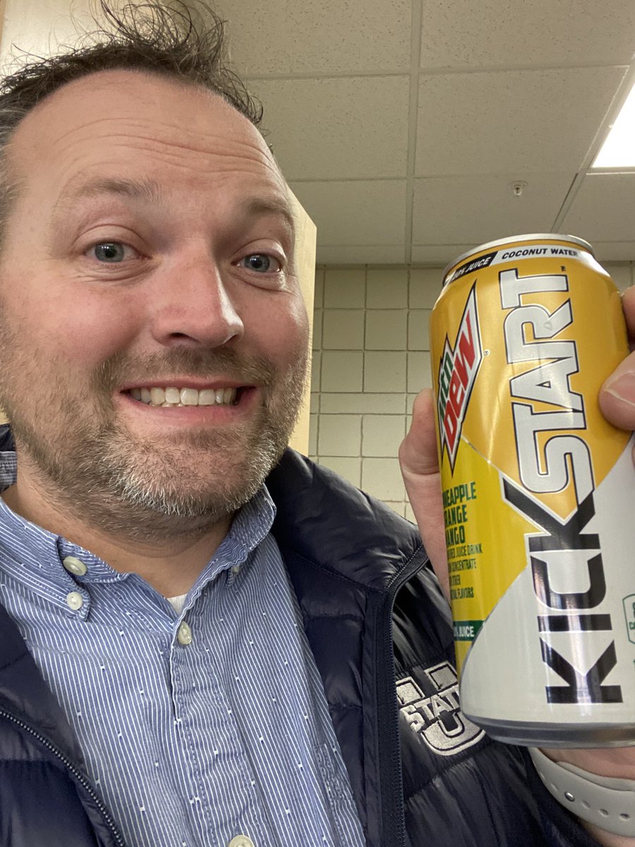 BaggaleyStu's tweet photo. @MountainDew Why did you get rid of the best beverage ever?! #bringitback #kickstart https://t.co/L0vlIjno8f