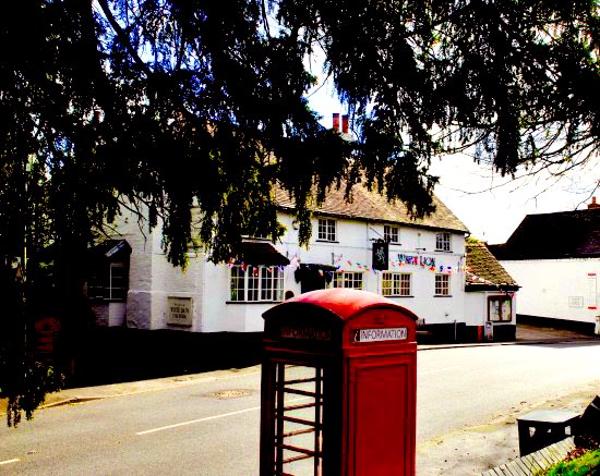2_Weeks_Notice's tweet photo. GIG ALERT!!! Please join us at The White Lion, Hampton in Arden on Saturday 5th March for our @harry_moseley warm up gig! Free Entry, See you there. #Solihull #livemusic https://t.co/xFeuCMYKBB