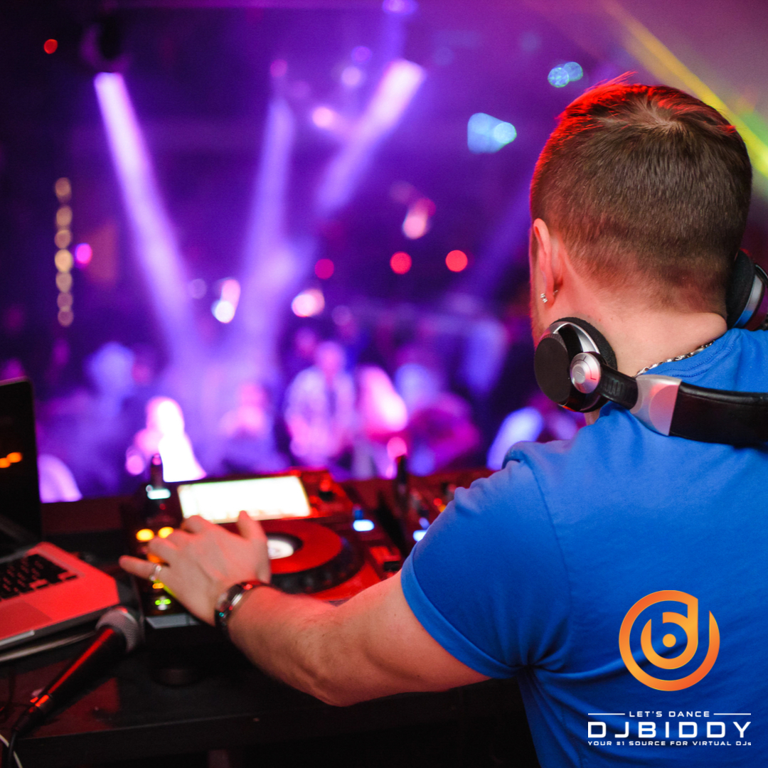 DJBIDDY3's tweet photo. It's the weekend! Let's Dance!

#djbiddy #dj #djing #letsdance #djlife #dancelife #danceapp #musicapp https://t.co/7Nv06oER3r