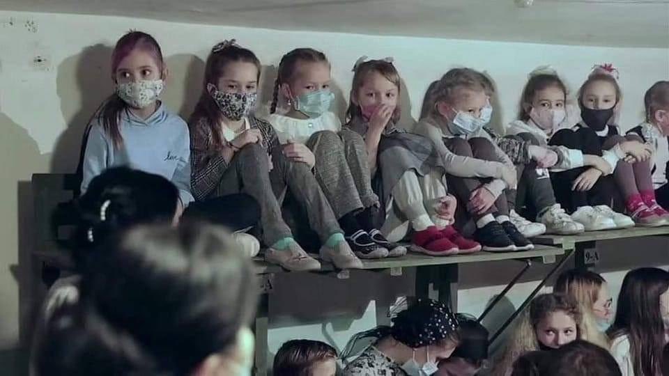 Fact check: Photo shows Ukrainian students participating in bomb shelter drill before Russian invasion