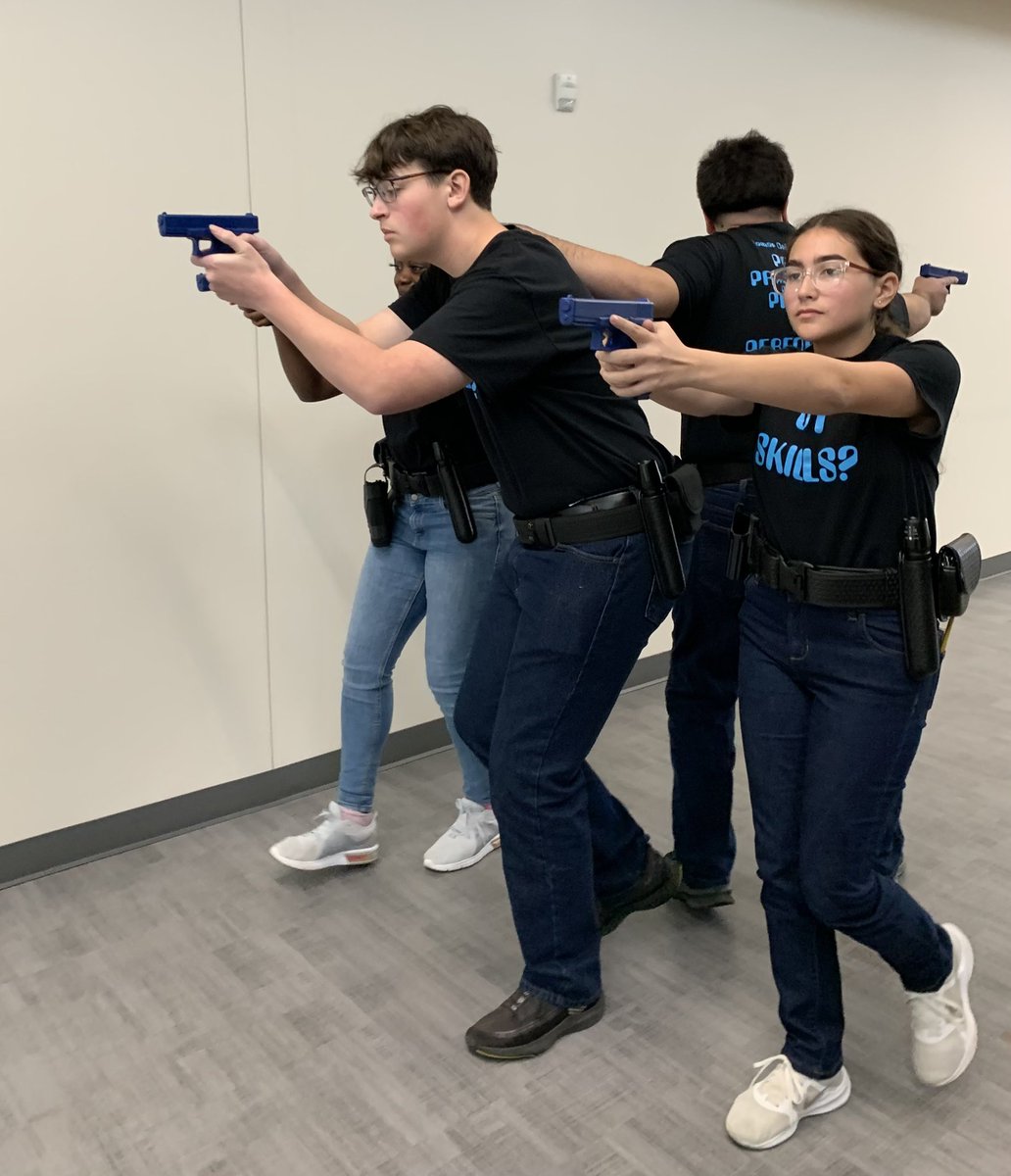 Chief Dallis Warren (Ret.) tweet media