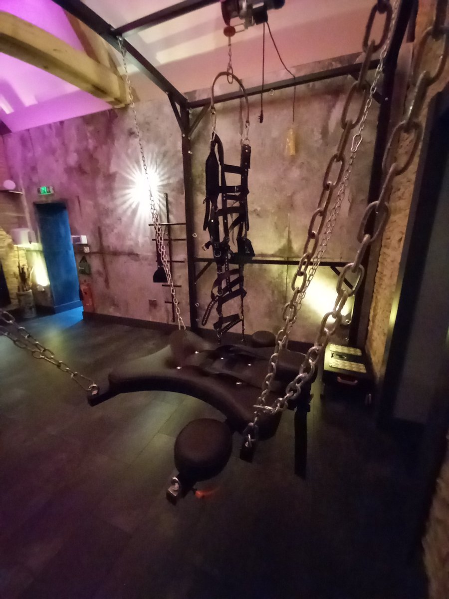 MistressJane3's tweet photo. It's been a day of last minute preparations ready for Tuesday's opening. There's still much to do before the big day. Looking forward to getting my kink on again! https://t.co/imoeOIKxrg