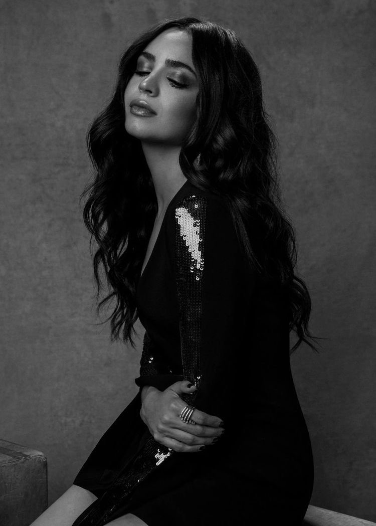 @.TheyCallMeNat posted a picture 

Party on. #Murdoch22