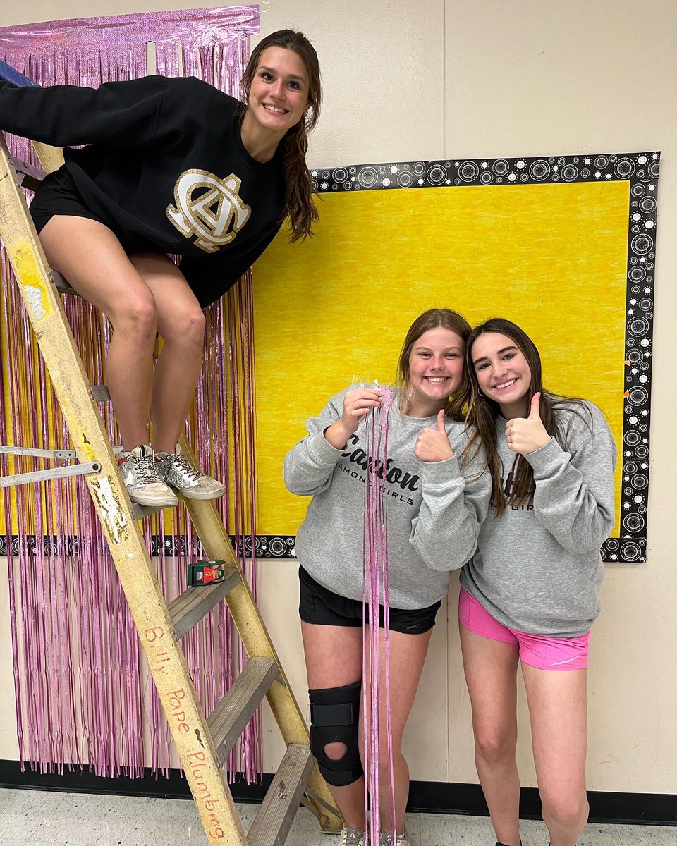 CantonAcademy's tweet photo. Junior high cheer is working hard to set up for tonight’s Daddy-Daughter Dance. We can’t wait to see our Panther princesses and their knights in shining armor! 💕#caforever🖤💛🐾 https://t.co/0OOaAAcorq