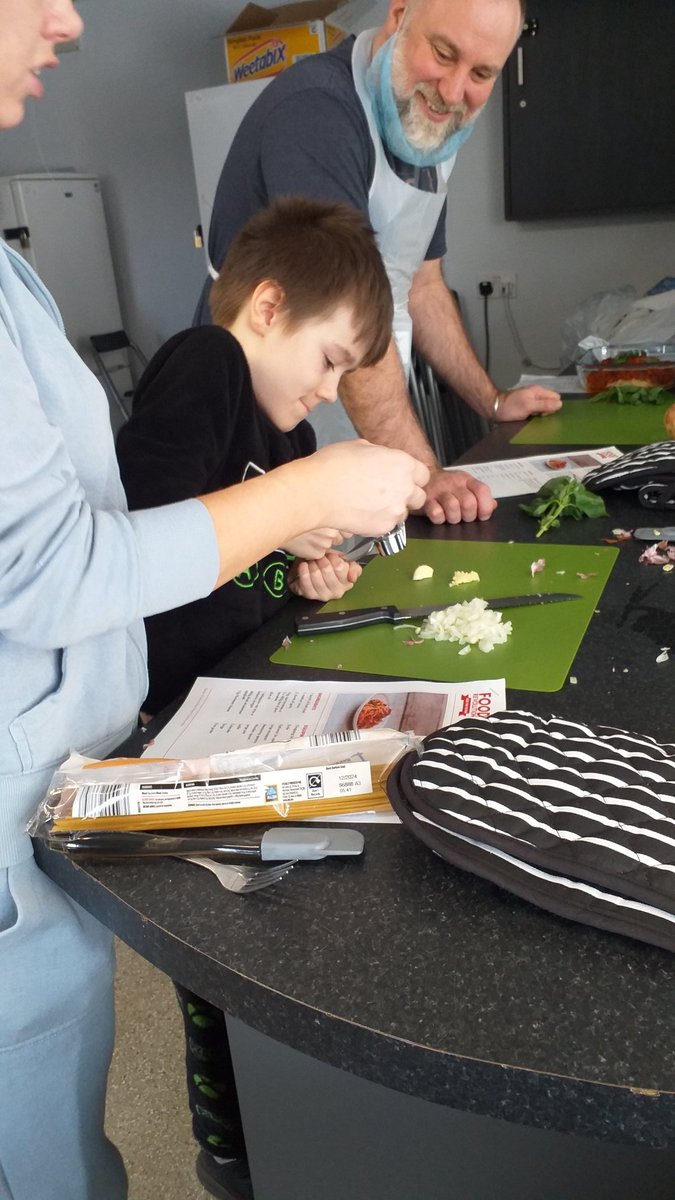 Lisa Taylor tweet media