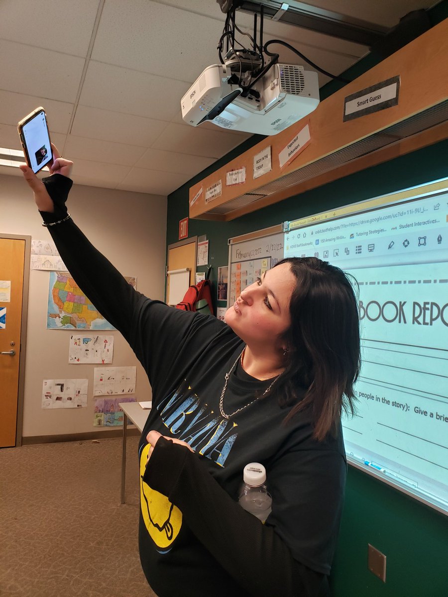 MrsGrangerhdms's tweet photo. Spirit Week Sucess! Teacher/Student Switch #hdmspride https://t.co/tXelsHfhI4