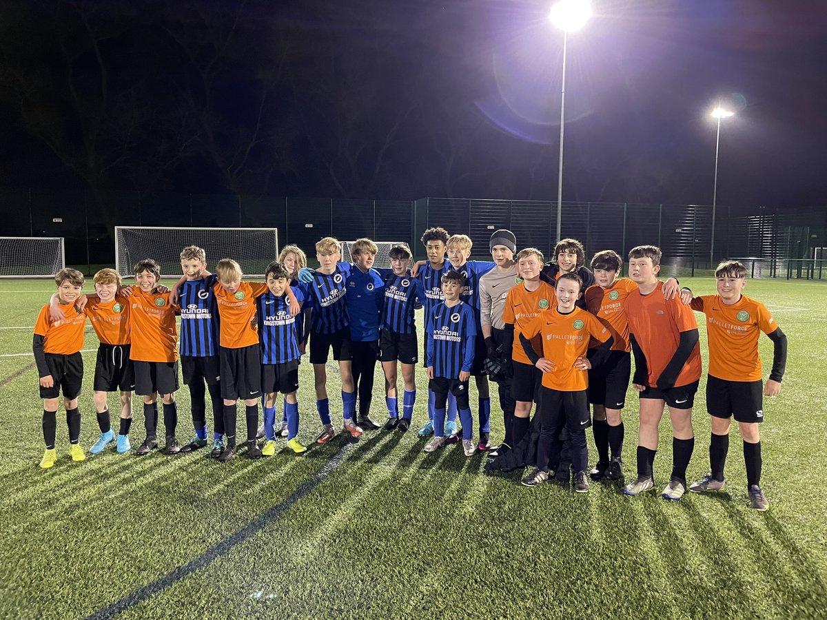 MarshallsFC_Ian's tweet photo. Brilliant game of football between two sets of great lads. Thanks to @StepasideFC visiting from Dublin for the game and @YT_Fixtures for the fixture. https://t.co/JJdxT0TG1T