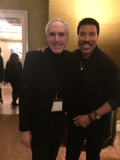 showbizexpress's tweet photo. #LionelRichie &amp; #JosephGordon-Levitt on today's edition of #ShowbizExpress. https://t.co/1LP2dz2bkL