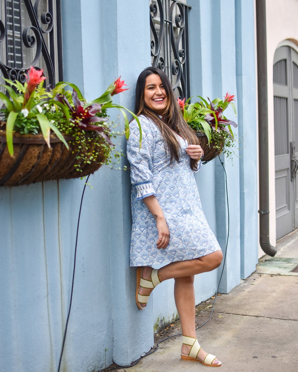 The Alexis dress in a ocean blue print paired with our Benjamin sandals 💙 #FridayFinds #rainbowrow #charlee #charlestonshoeco