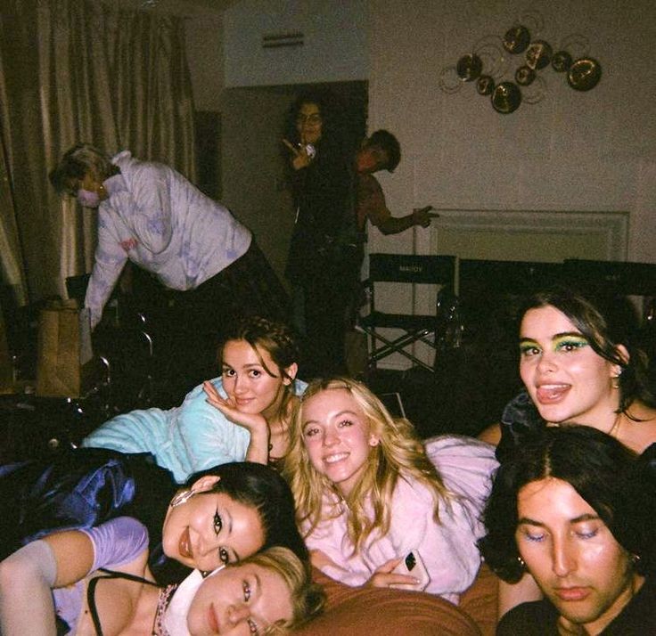 FilmUpdates's tweet photo. 'Euphoria' is the most-tweeted show of the decade so far, according to @Twitter. https://t.co/PiWcL0n4R6