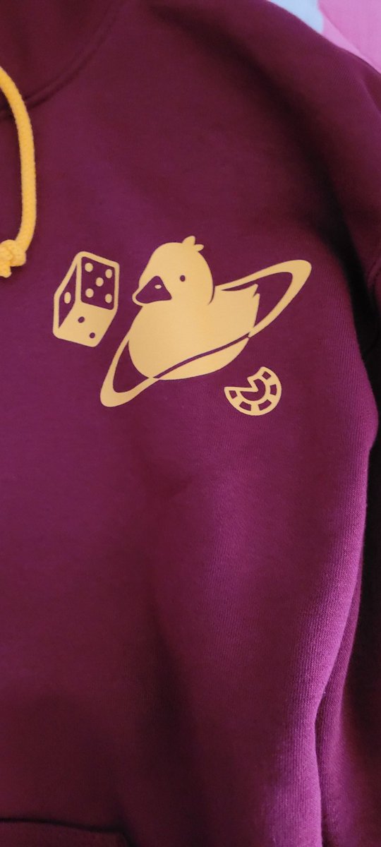 Katy30316106's tweet photo. Omg I got my quackity merch today!!!!!! I'm so happy! The only "problem" that I have is that's its just a but bigger then I expected (I got a medium) I bought this for $80 and It looks really cool :]
#quackity #QUACKITY #quackitymerch #LasNevadasmerch #LasNevadas https://t.co/FuTlpOGLw5