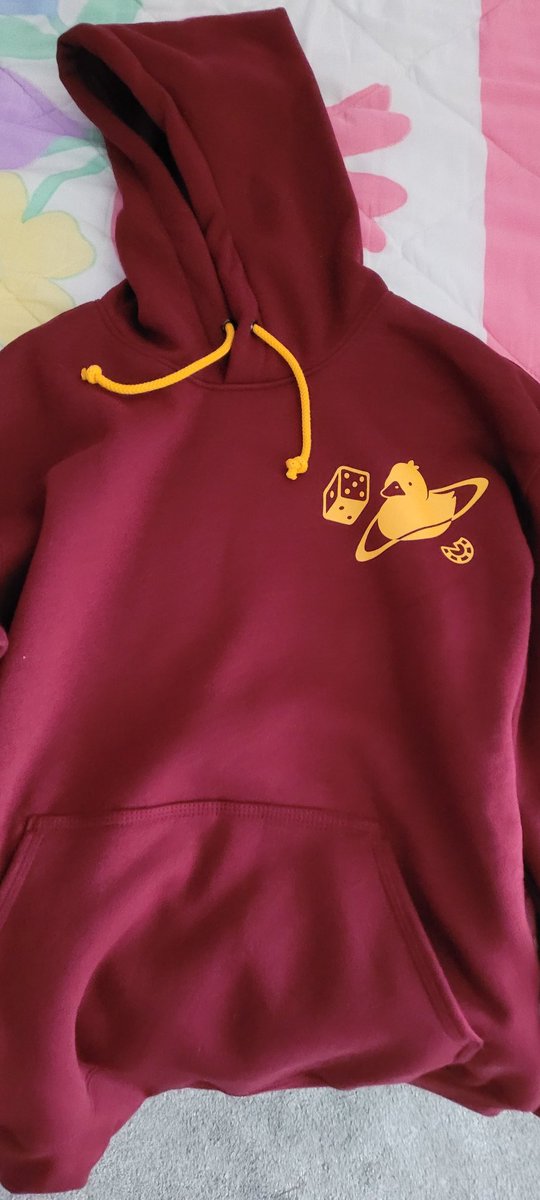 Katy30316106's tweet photo. Omg I got my quackity merch today!!!!!! I'm so happy! The only "problem" that I have is that's its just a but bigger then I expected (I got a medium) I bought this for $80 and It looks really cool :]
#quackity #QUACKITY #quackitymerch #LasNevadasmerch #LasNevadas https://t.co/FuTlpOGLw5