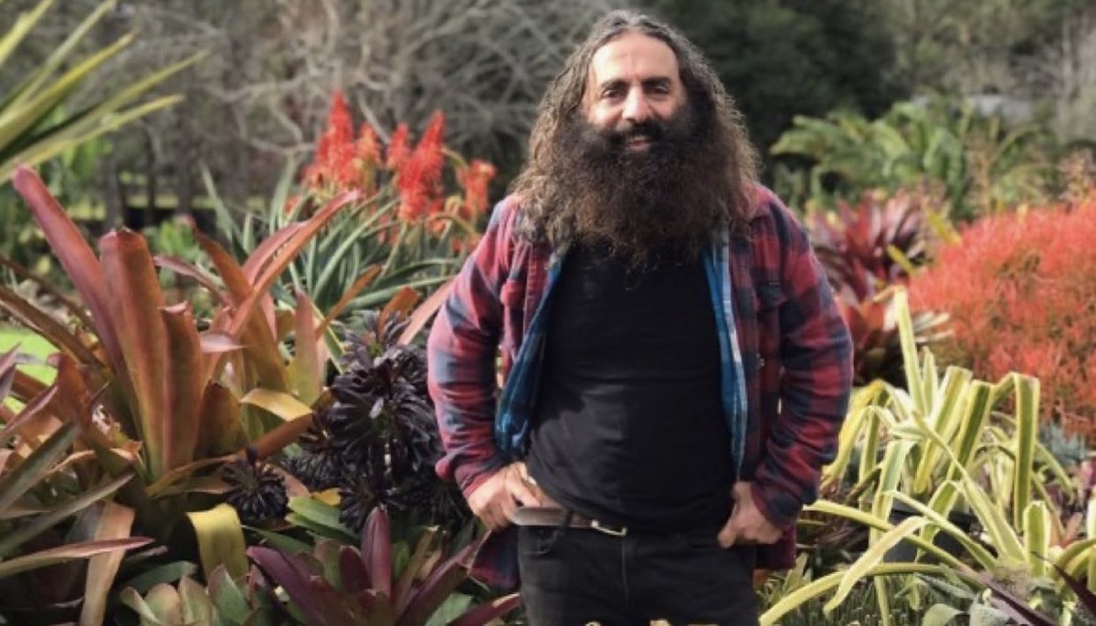 TONIGHT! FREE SCREENING OF TO WHICH WE BELONG + AUSTRALIAN URBAN FARMING SHORT, OAKHILL + PANEL DISCUSSION WITH COSTA GEORGIADIS AT LOOP BAR, MELBOURNE SATURDAY from 6pm 1 
​#melbournegreening #loopbar #sustainability events.humanitix.com/to-which-we-be…