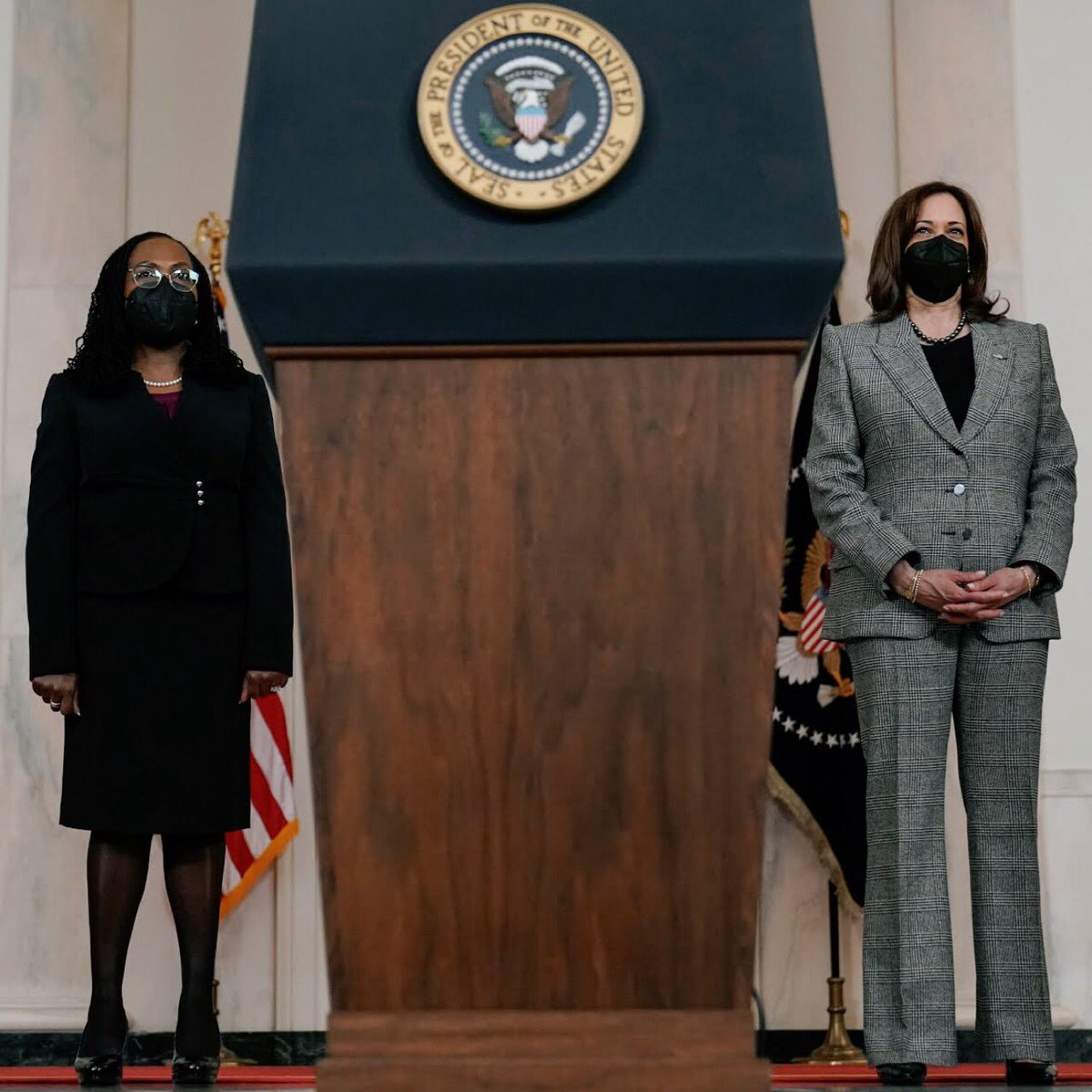 archivekamala's tweet photo. This picture is EVERYTHING.

The first Black woman nominated to the US Supreme Court and the first Black woman Vice President of the USA. #BlackHistoryMonth https://t.co/1zStKcXKlL