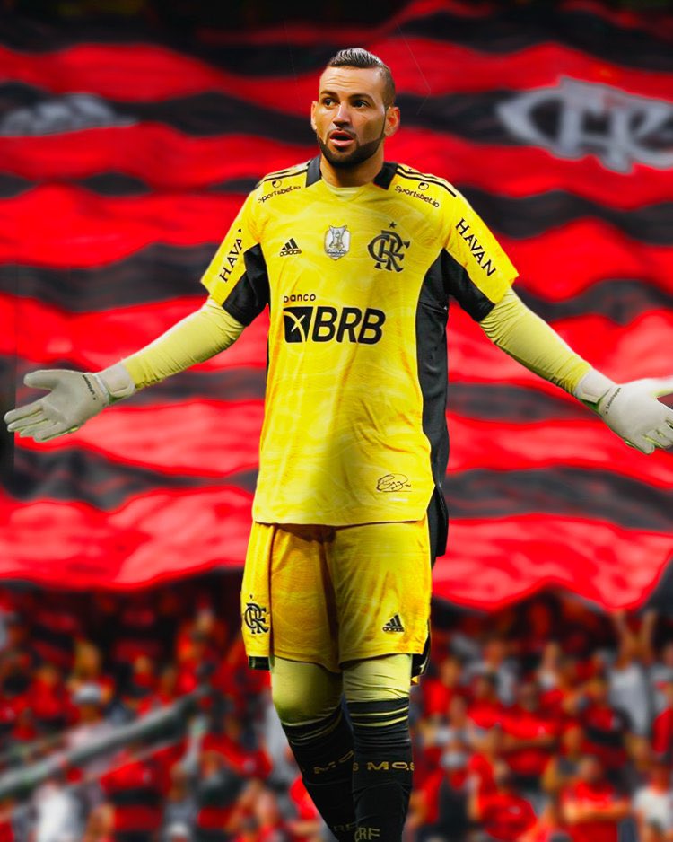 NatCrf10's tweet photo. O goleiro já confidenciou a pessoas próximas que está infeliz no chiqueiro e sua ida para o Flamengo está bem encaminhada, o contrato deve ser fechado na próxima semana. FREE WEVERTON #WevertonNoFlamengo https://t.co/rRmfQHCSzL