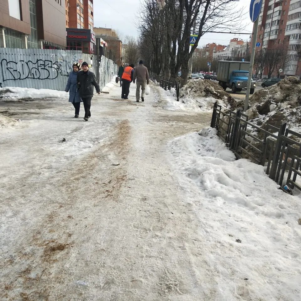 Spec_Avto67's tweet photo. Посыпаем тротуар на улице Кирова
#спецавто #спецавтосмоленск #смоленск #спец_авто #спец_авто67 #спецавто67 #мойсмоленск #ялюблюсмоленск  #зимавсмоленске #зимнийсмоленск #зима  #уборкаснега #smolensk #specavto #spec_avto #specavto67 #spec_avto67 https://t.co/gVt7SC5MQb