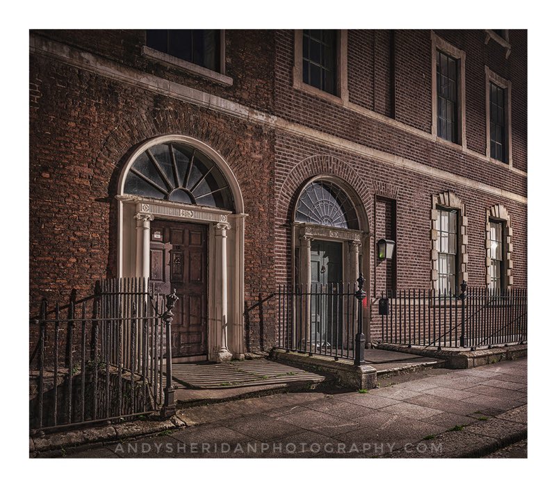 jnrbaker's tweet image. Sometimes I just can’t keep up with it all.
I can tend instead to focus on things like this step at No. 12 Henrietta St., & all the feet that passed over it, on their way out or coming home.
All those little moments, written there in stone.
#Dublin #Ireland #nightwalkdublin