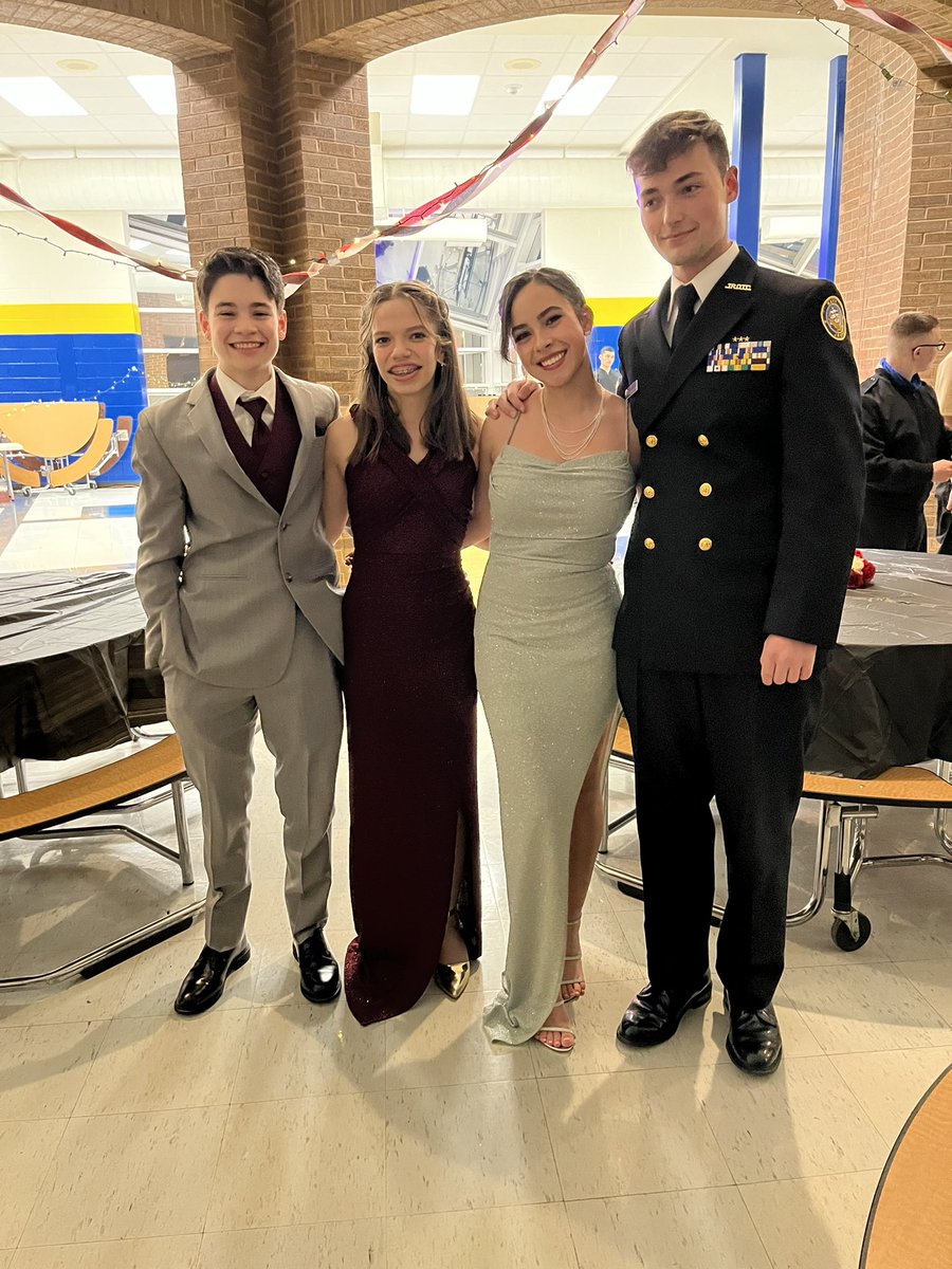 Our first Navy Ball since 2020. Our cadets looked fantastic &amp; it was so good to see everyone having fun again. #NJROTC <a href="/MTSDnews/">MTSD News</a> #MTHSHawkPride 💙💛