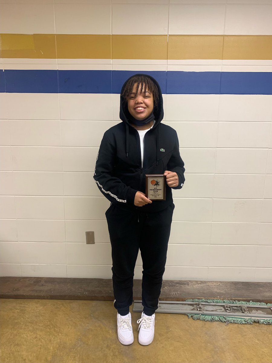 shawnee_eagles's tweet photo. Congrats to our Senior PG Tay Davis on being selected for the All District Team !! @KymberlyRiceSHS @Sports_Shawnee https://t.co/3kfw97KzWg