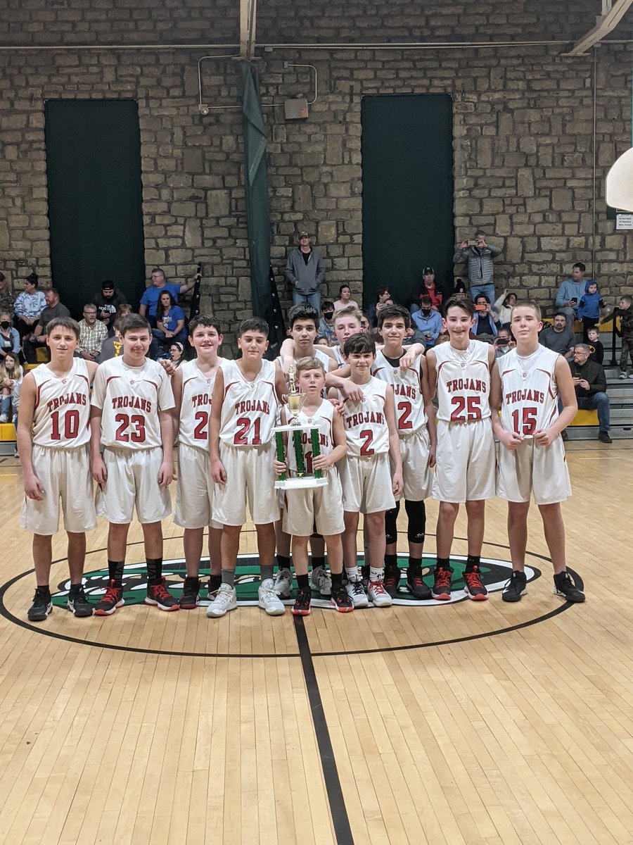 SFCCSTROJANS's tweet photo. With a 55-28 win over Barrackville, the boys JV bring home the 2022 Mason-Dixon Conference Championship. #stftrojans #MDChamps https://t.co/jXtl3qkNFO