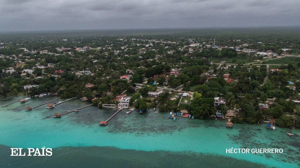 elpaismexico's tweet photo. 10. “Lo que no están entendiendo es que los turistas vienen a ver la belleza natural, las cuevas, a hacer esnórquel en los cenotes. Nadie quiere venir a ver un tren”, dice Raúl Padilla, de la asociación civil Jaguar Wildlife Center en Playa del Carmen

🔗https://t.co/rkYovhdAlc https://t.co/WSZE2bKlmE