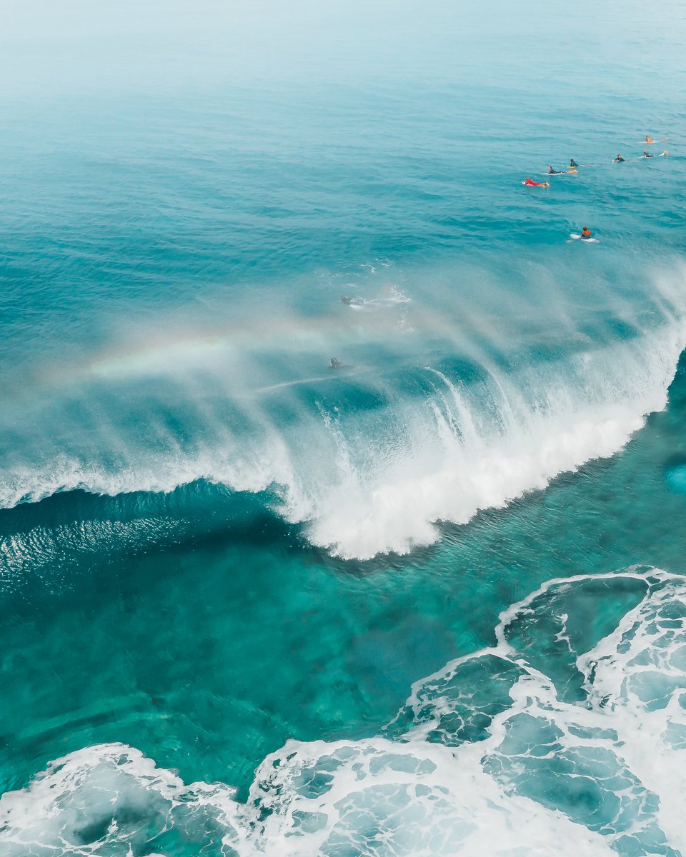 North shore dreams 💧🌈  “Ehukai  Ānuenue” rainbow in the wave 💗