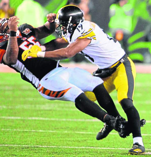 RZbengals's tweet photo. “We know talent when we see it” The Cowboys have signed JuJu Smith Schuster to a 4 year 39 million dollar contract. https://t.co/zrDMela8S6