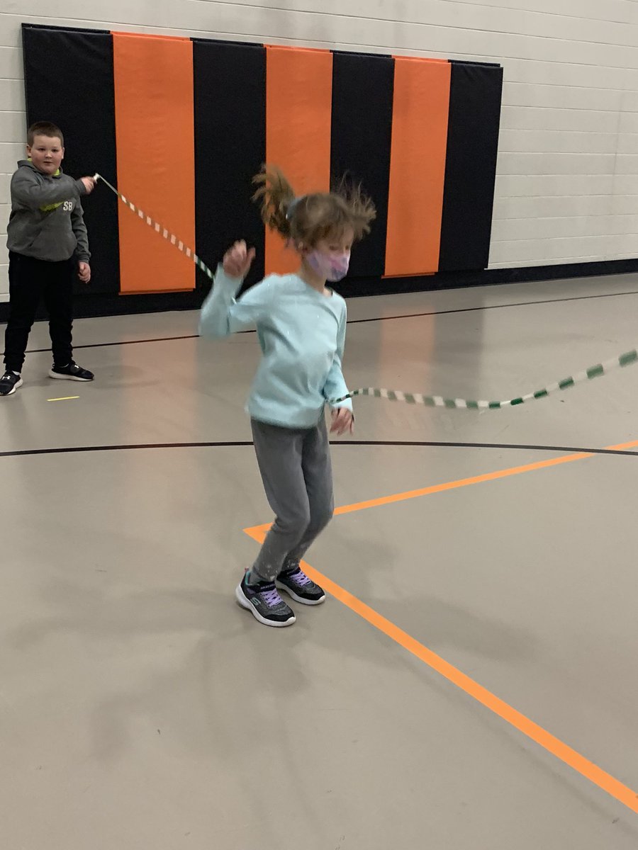 AmyKonoff's tweet photo. We didn’t get a day 4 because of snow/ice, but here are more pics from day 3. #otsegoknights #jumpropefun #americanheartassociation https://t.co/XuyV0JDOPt