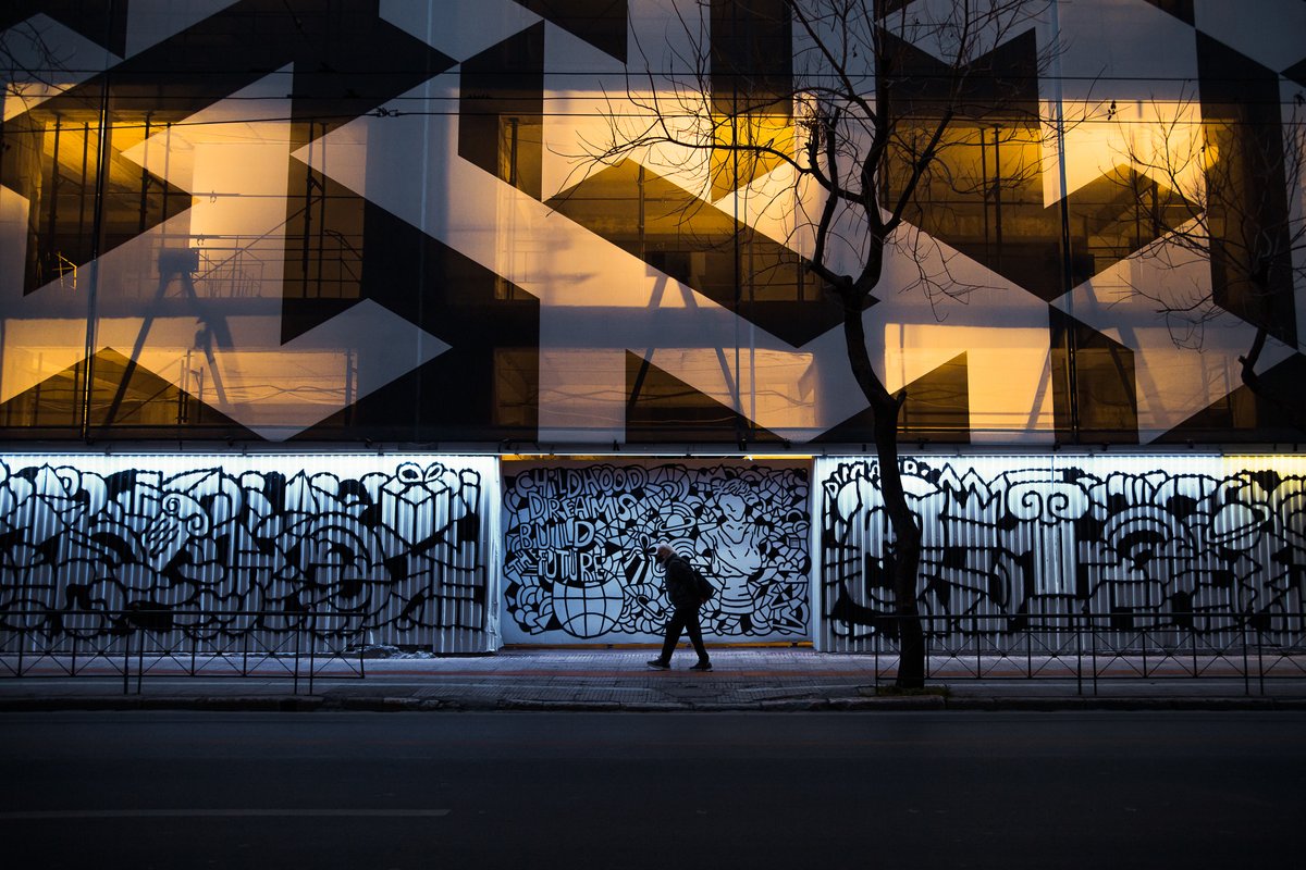 JohnnyGavriil's tweet photo. Childhood dreams build the future
.
.
#photography #streetphoto https://t.co/SnOiCtmGHT