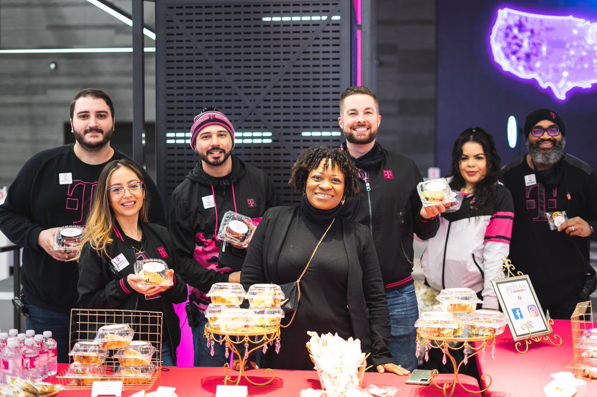 househehn's tweet photo. As we wrap up February, here’s a glimpse of how the Mag Mile team came together in celebration 🎉 of #BlackHistoryMonth  &amp; culture! It was an incredibly amazing experience for our team &amp; customers!#UnstoppableTogether @JonFreier @RJGomezIII @TracyNolan_ @AngelGomez143 https://t.co/IlrbT3pmdU