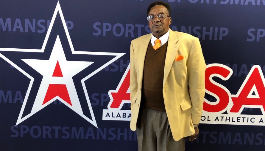 jashercox's tweet photo. Here’s what a lot of folks don’t realize. I watched this man load a bus that consisted of a JV team, a girls varsity team and a boys varsity team set to compete on the road. Many nights not only would he drive the bus, he would also coach all three teams to victories. #Threadgill https://t.co/wADRObO716