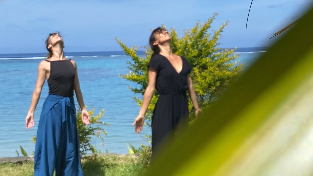LarissaRolley's tweet photo. Stills from our work in progress short dance video Together With Distance- inspired by time throughout the pandemic of being together with distance. Fortunate to have these 2 to collaborate with on a beach in French Polynesia!
#tahiti #moorea #beach #seenfromadrone #dancevideo https://t.co/JyQ8HS8TVR