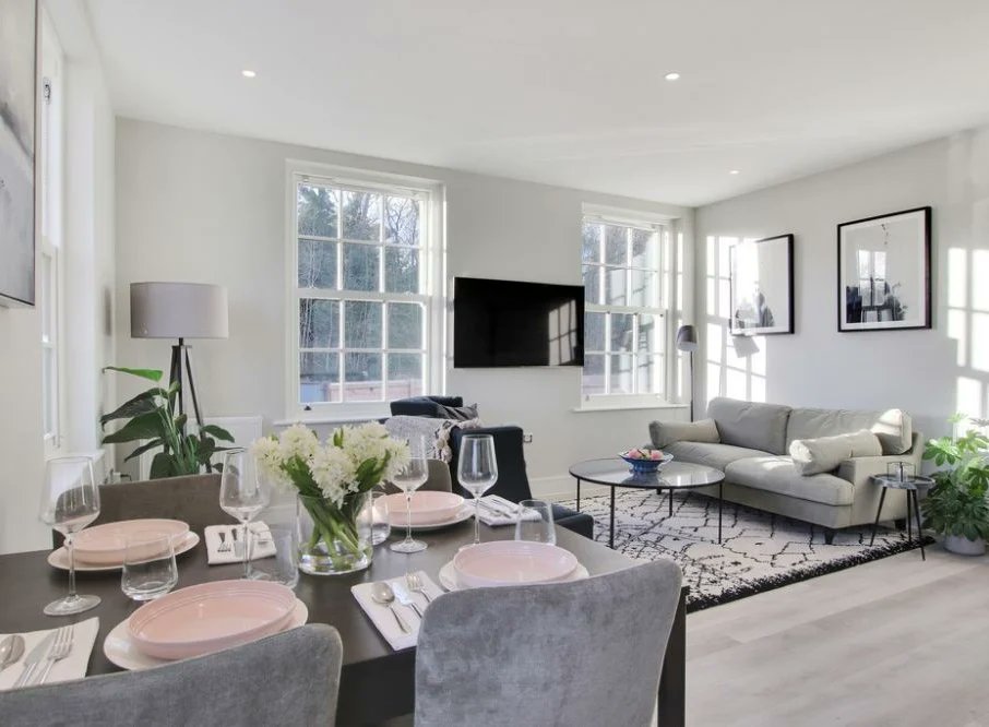 ‼️STAMP DUTY PAID, CONTRIBUTION TOWARDS LEGAL FEES AND 40% HELP TO BUY AVAILABLE*‼️

Triumph House-Luxury 2 bedroom apartments next to Orpington Station. Prices from £485,000
jdmestateagents.com 

*Subject to eligibility.T&amp;Cs apply.

#helptobuy #newhome #orpington #stampduty