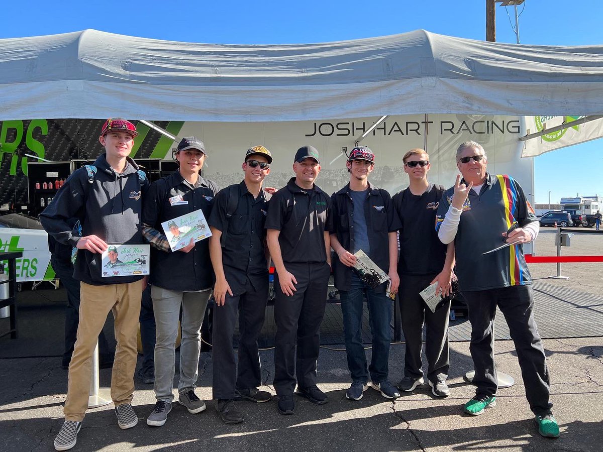 joshharttf's tweet photo. A great day spent with @RLCarriers recruits!
At the track? Stop by and learn more about career opportunities at #RLCarriers. https://t.co/T1L5kb19nJ