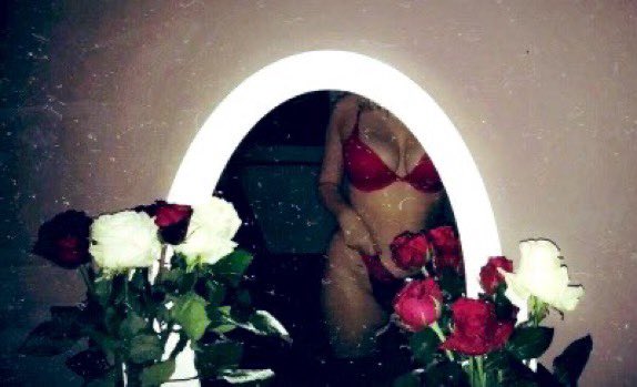 little housewife tease