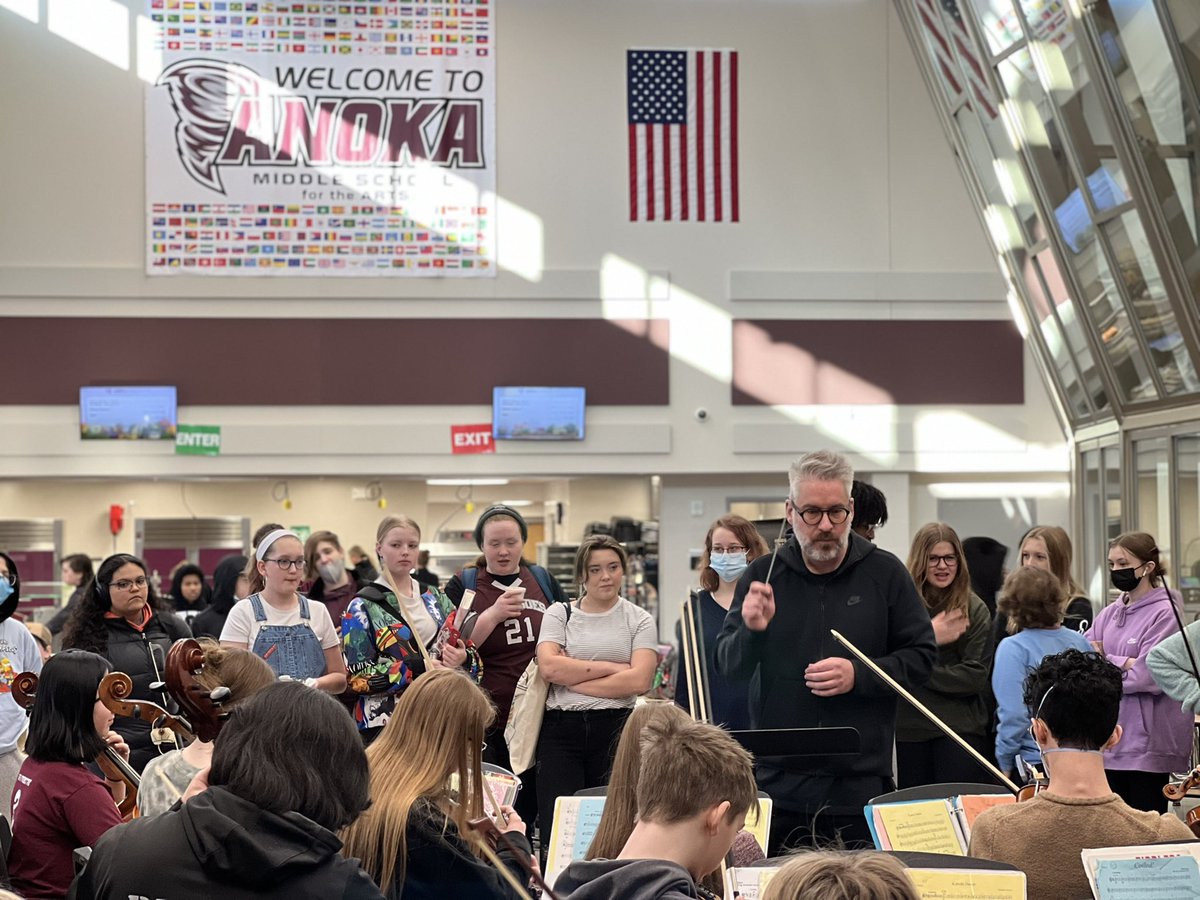 AMSA_Cyclones's tweet photo. Our final Black History Month morning café was a blast! AMSA Orchestra performance along with coffee and donuts served by the Anoka Leadership Academy! Great day for AMSA! 🌪 #BlackHistoryMonth  @AHSchools https://t.co/ddNgbusaAA