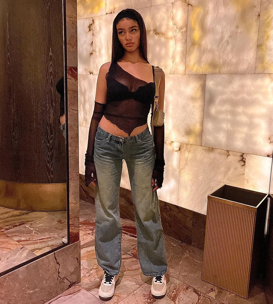 Dest_The_Best96's tweet photo. On my sophisticated vibes https://t.co/c0bX7Jk8Sw