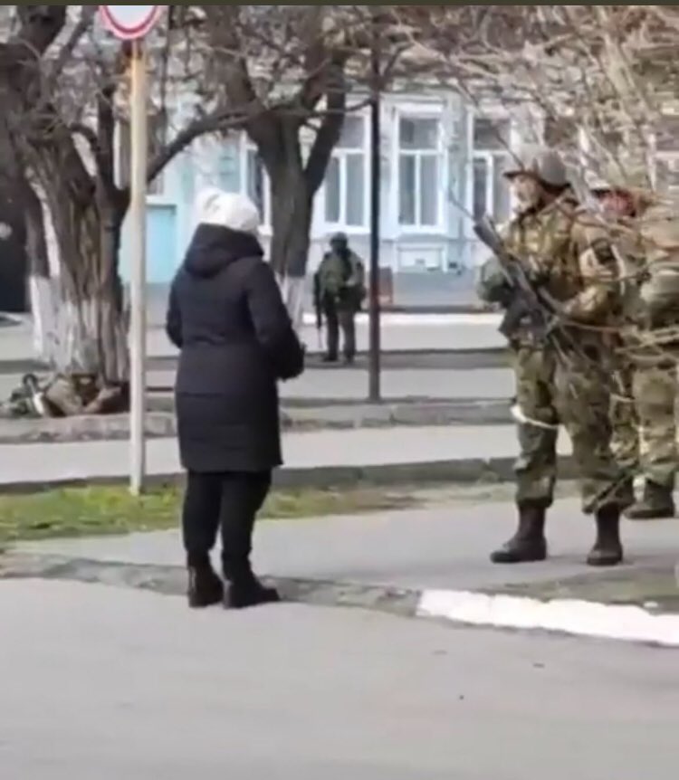 HadleySheley's tweet photo. The badass bravery from President Zelensky to sunflower seed lady, Ghost of Kyiv, Snake Island 13, to locals preparing Molotov cocktails.

Ukrainians are showing the whole world that they’re NOT afraid to stand up to Putin! So neither should anybody else be! #StandWithUkriane https://t.co/m4Qs504VEl