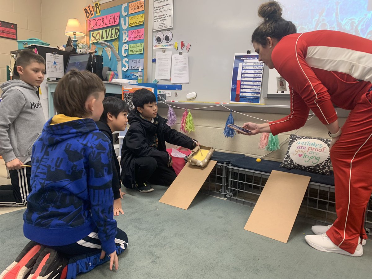 It was #STEM Winter Olympics in 4th grade today. These teachers and students made the most of every minute today! 🇺🇸🛷⛸🏒<a href="/camp_station/">Station Camp Elementary</a> <a href="/sumnerstem/">@SumnerSTEM @SumnerSTEAM</a> #STEMeducation