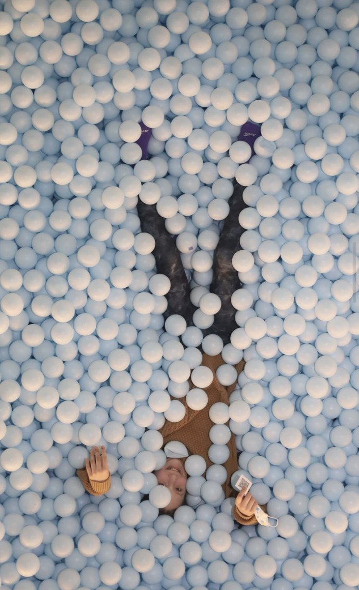 ValerieJHorsley's tweet photo. #colorfactoryco so fun! https://t.co/6OSDiX2zma