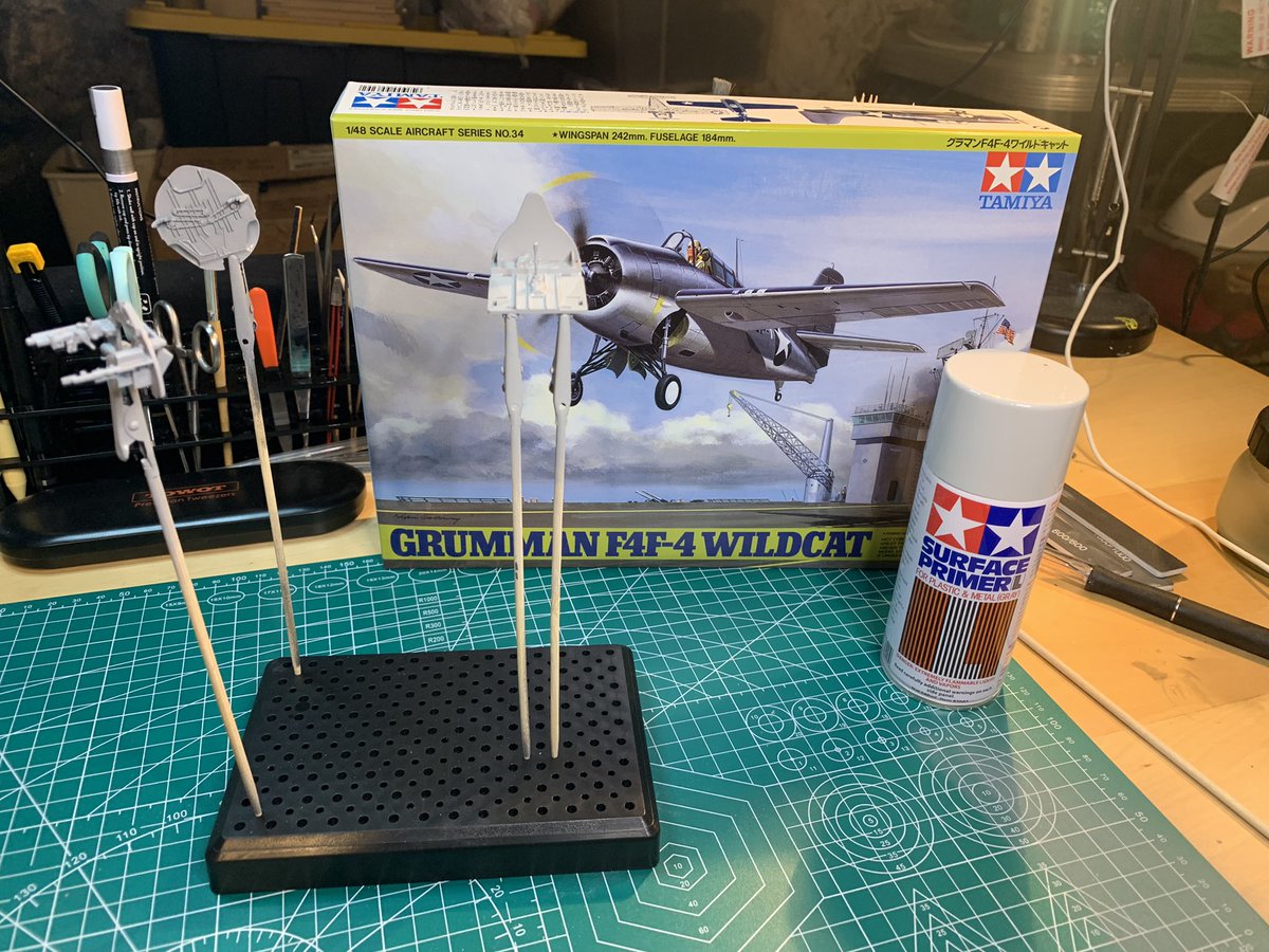 scale_model_kit's tweet photo. Decided to put my B-25D #modelproject aside for a bit and work on a #mojobooster. Got my F4F-4 Wildcat cockpit assembled and primed. This will be a quick build but I’m taking my time to pay attention to the details! Next up: #paint #weathering and #seamwork https://t.co/GgVkWhrnty