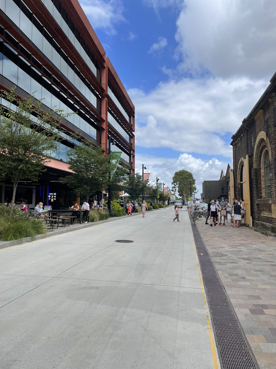 b_mouy's tweet photo. Spaces for people at South Eveleigh https://t.co/tVDI4bp0yQ