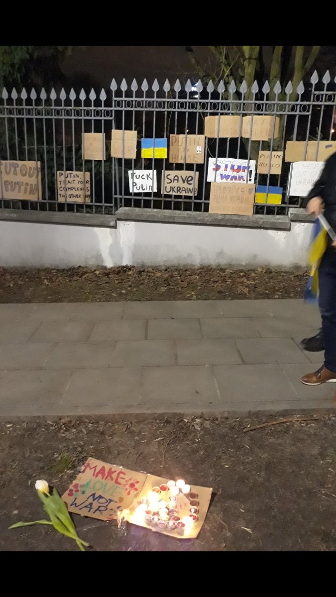 budzynskiradek's tweet photo. And that's how #Varsovians respond to the #Russian aggression. Photo taken near the Russian embassy in the #Polish capital city #Warsaw https://t.co/KLIEXJI68H