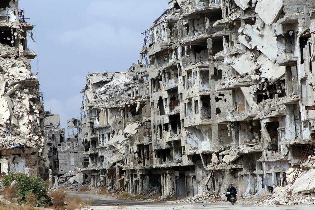 Destroyed town. Сирия до войны. Сирия 2010 до войны. Разрушенное здание.