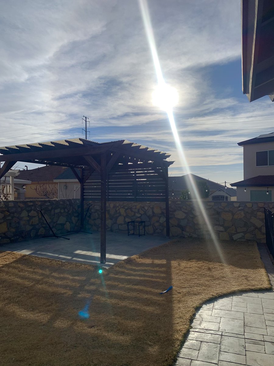 racunatx's tweet photo. After the back-to-back border-bashing political ads on TV, youโd never know this photo was taken just .7 miles from the Rio Grande from my motherโs backyard. Politicians act like they donโt represent all of TX. #txlege #StopBorderBashing #ThisIsTheBorder https://t.co/D5GNH0E5oi