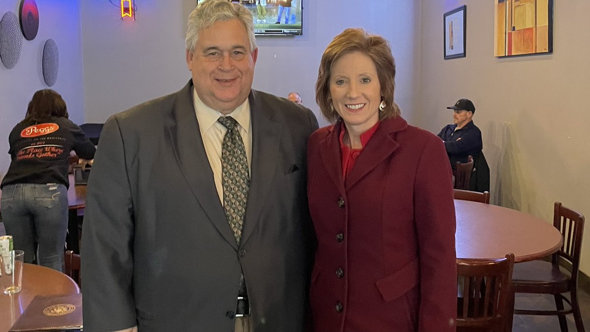 Missourians from across the state are partnering with our campaign to ensure we take back the Senate and stop Biden’s socialist agenda.

Thank you to <a href="/WielandNow/">Paul Wieland</a> for introducing us to great folks in Jefferson County.

#VickysHeartlandTour #MOSen