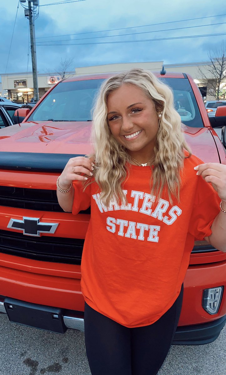 juleslynnnn's tweet photo. Looks like ole red and I are Tennessee bound #Committed @mitchtaylor44 @ladauceman so grateful for this opportunity. Thank you @WSCCsoftball https://t.co/LTunwTG1Gp
