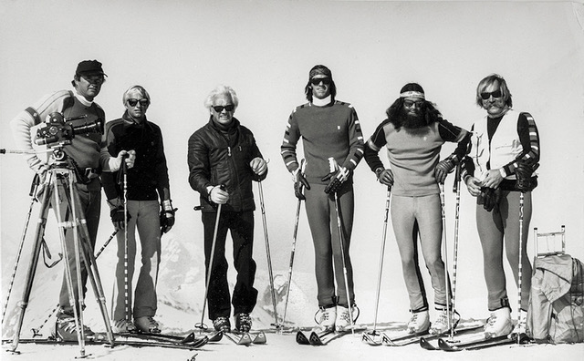 SkiTamarack's tweet photo. Today, the #TamFam is mourning the loss of a legend. We are saddened by the passing of our own @jonreveal, industry pioneer, @WarrenMillerEnt star, Everest climber, husband, father of 3, and proud grandfather to 4. Full release: https://t.co/dYRTiAqesm

#SkiInPeace Jon https://t.co/jJeBuMAI5X