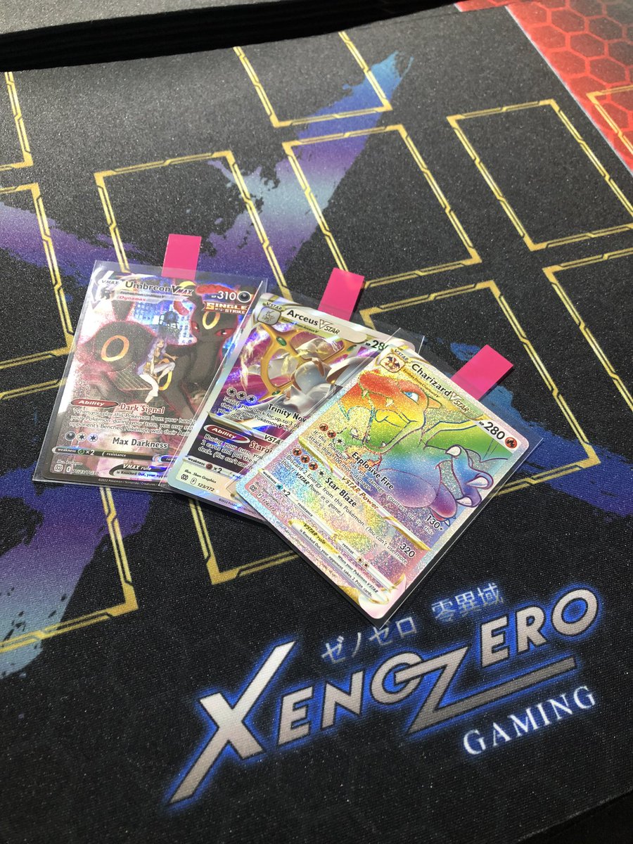 Xenozerogaming's tweet image. [Pokemon]
Our first box was pretty lit 🔥😂#pokemon #charizardvstar