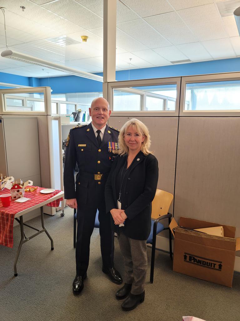 VPDChiefRai's tweet photo. #Happy retirement Kathy! You've led @VancouverPD's #InformationTechnology Section to the highest of #Canadian #Policing standards. Your #leadership on so many #innovative initiatives supporting #Canada's #lawenforcement #community is a fantastic legacy!
@CACP_ACCP #best https://t.co/AYr8BZ5oBD